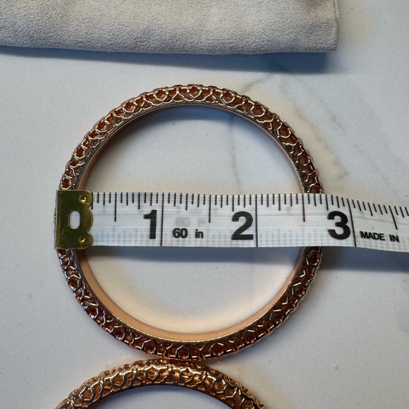 KENDRA SCOTT | Maggie Bangle Bracelet Set of 3 - Picture 7 of 11